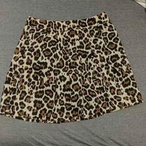 Sexy Animal Print Pleated Mini Skirt!